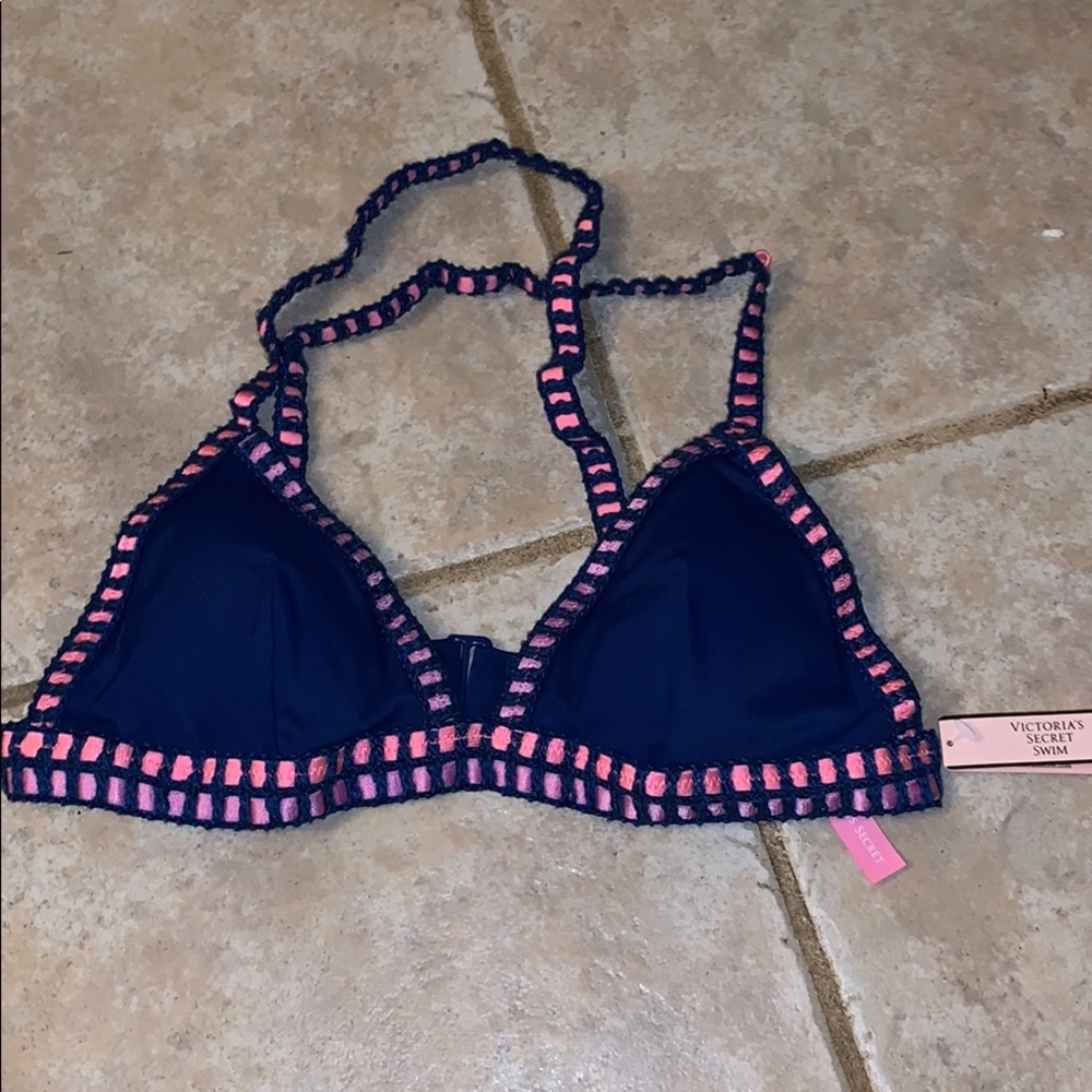 Victoria’s Secret bikini top